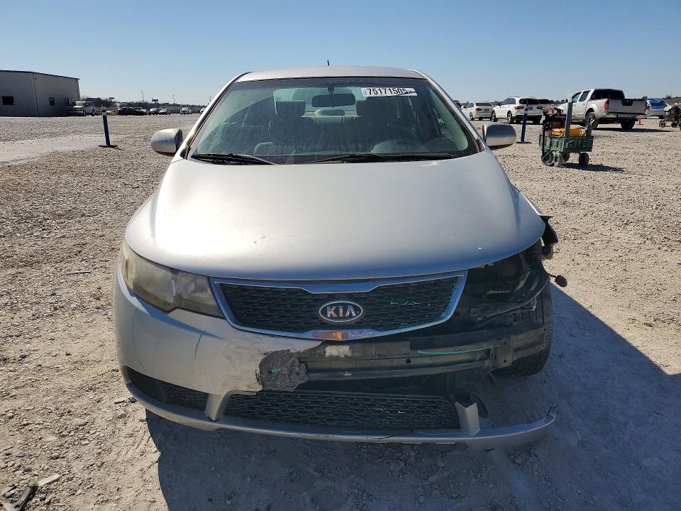 Photo 5 from auction – 2012 KIA FORTE LX with VIN KNAFT4A24C5594542