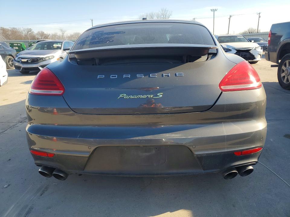 Photo 6 from auction – 2014 PORSCHE PANAMERA with VIN WP0AD2A75EL044257