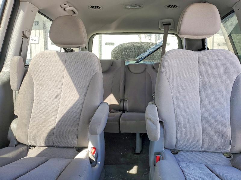 Photo 10 from auction – 2012 KIA SEDONA LX with VIN KNDMG4C74C6473804