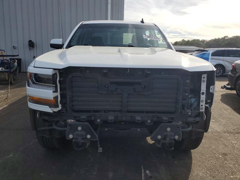 Photo 5 from auction – 2018 CHEVROLET SILVERADO with VIN 3GCUKREC4JG413314