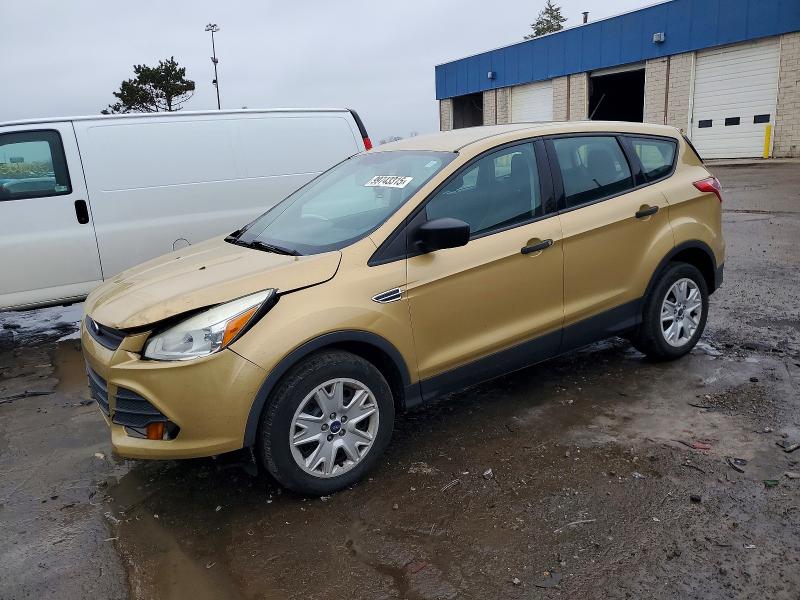 FORD ESCAPE S 2015 with VIN 1FMCU0F74FUB35940 - Photo from auction