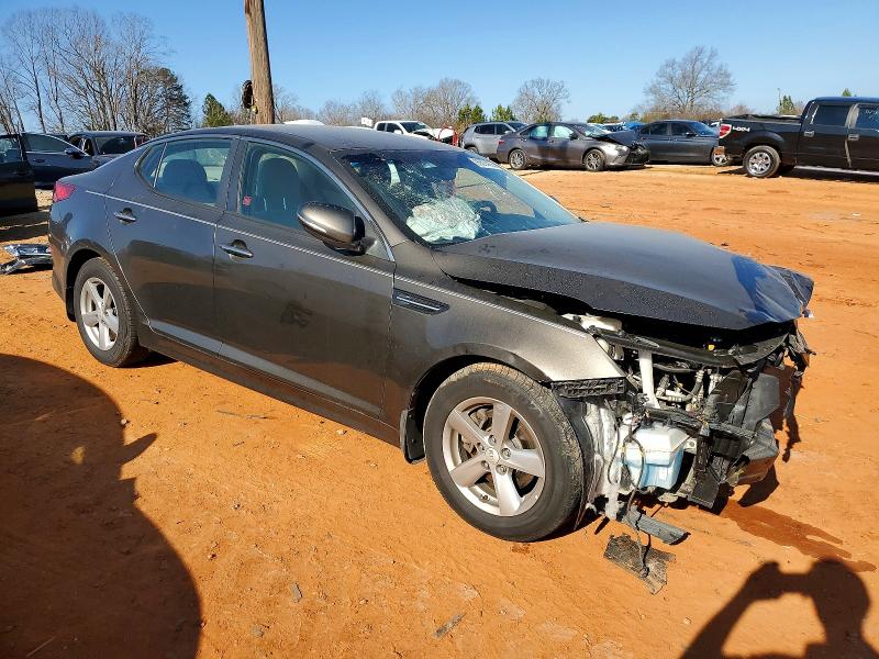 Фото 4 с аукциона – 2015 KIA OPTIMA LX с VIN 5XXGM4A76FG395749