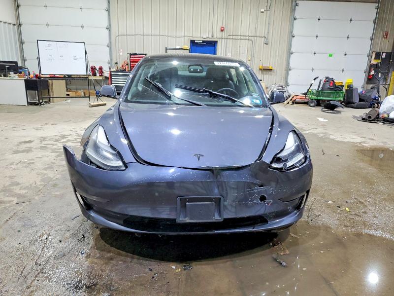 Снимка 5 от търг – 2023 TESLA MODEL 3 с VIN 5YJ3E1EA4PF428798
