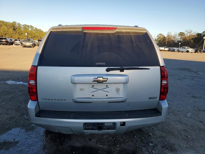 Photo 6 from auction – 2010 CHEVROLET SUBURBAN C with VIN 1GNUCHE01AR140076