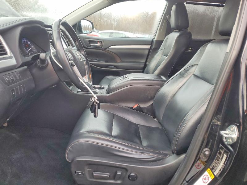 Photo 7 from auction – 2019 TOYOTA HIGHLANDER with VIN 5TDJZRFH3KS603150