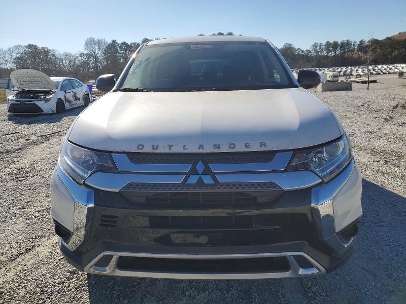 Photo 5 from auction – 2019 MITSUBISHI OUTLANDER with VIN JA4AD2A30KZ005513