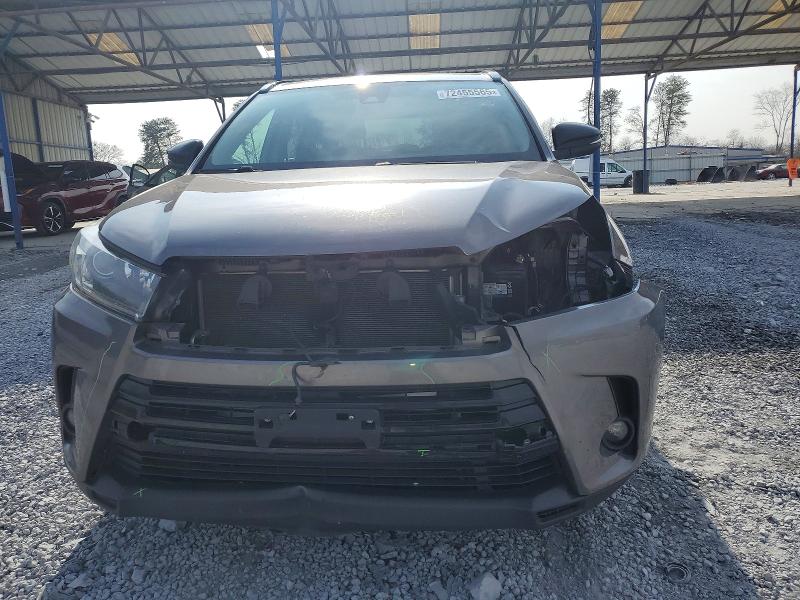 Photo 5 from auction – 2019 TOYOTA HIGHLANDER with VIN 5TDJZRFH1KS977000