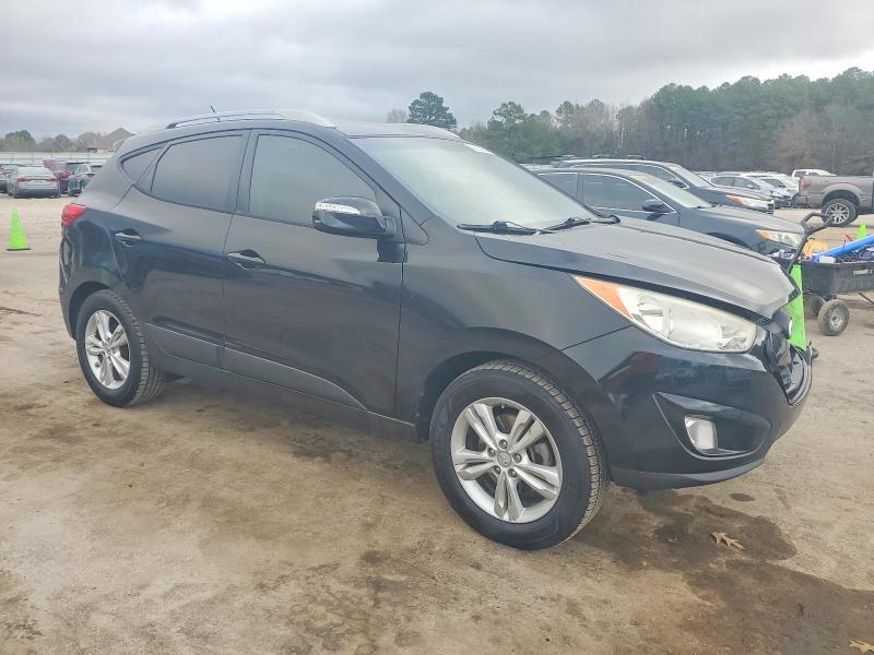Photo 4 from auction – 2013 HYUNDAI TUCSON GLS with VIN KM8JU3AC5DU563672