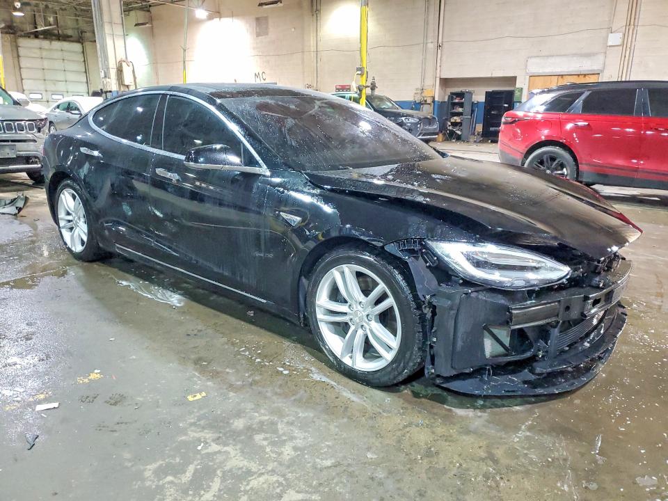 Photo 4 from auction – 2016 TESLA MODEL S with VIN 5YJSA1E28GF152531