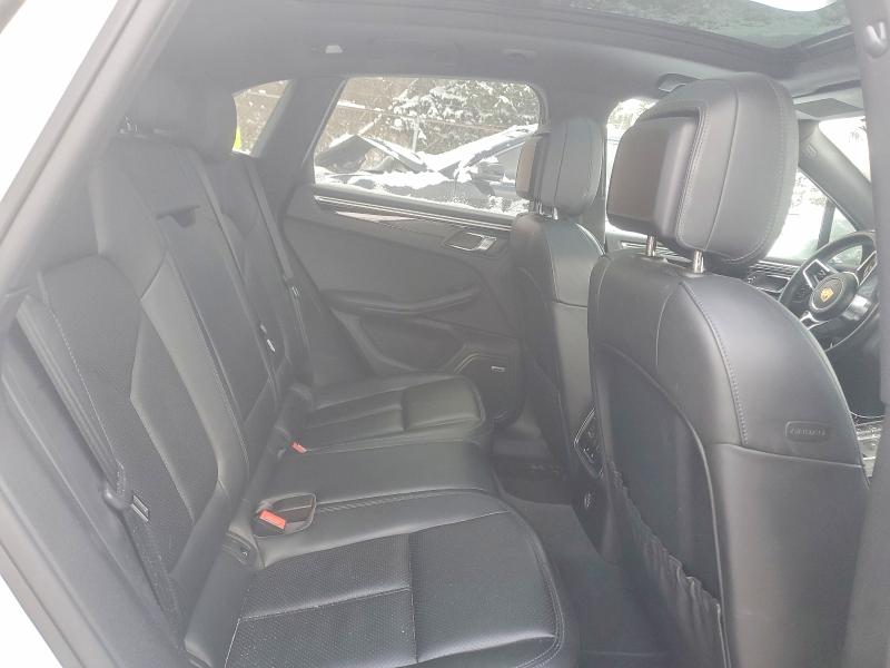 Photo 11 from auction – 2018 PORSCHE MACAN with VIN WP1AB2A50JLB38852