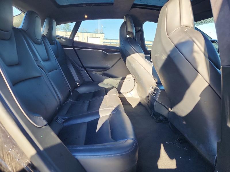Photo 10 from auction – 2018 TESLA MODEL S with VIN 5YJSA1E22JF276687