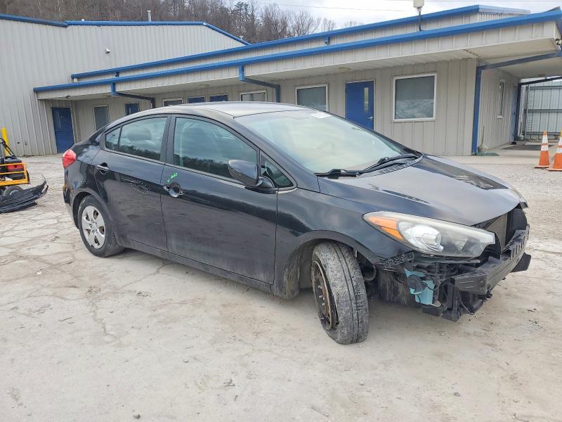Photo 4 from auction – 2016 KIA FORTE LX with VIN KNAFK4A68G5478434