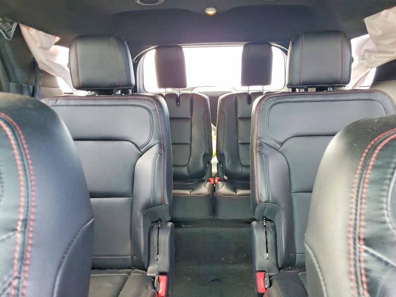 Photo 10 from auction – 2017 FORD EXPLORER with VIN 1FM5K8GT4HGB85974