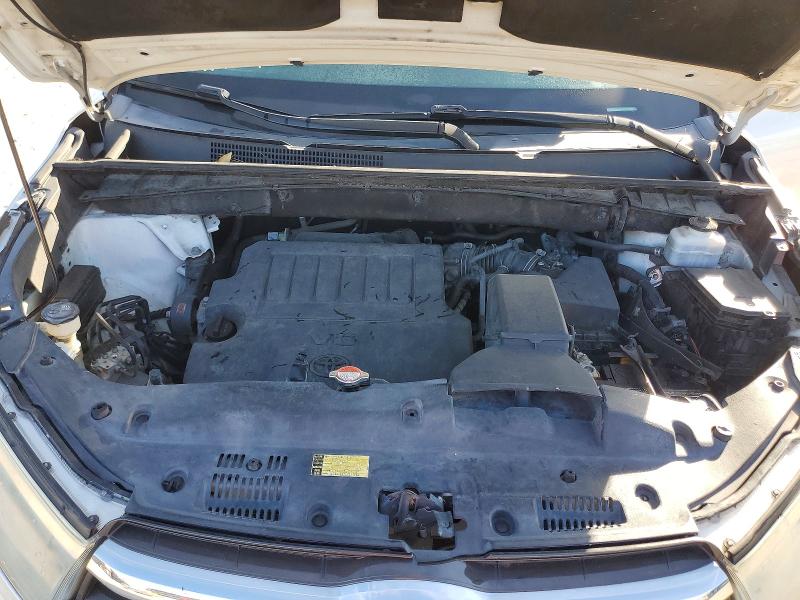Photo 12 from auction – 2016 TOYOTA HIGHLANDER with VIN 5TDKKRFH1GS164661