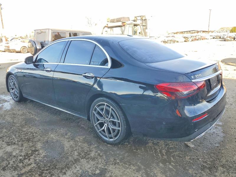 Photo 2 from auction – 2022 MERCEDES-BENZ E with VIN W1KZF8DB4NB034525