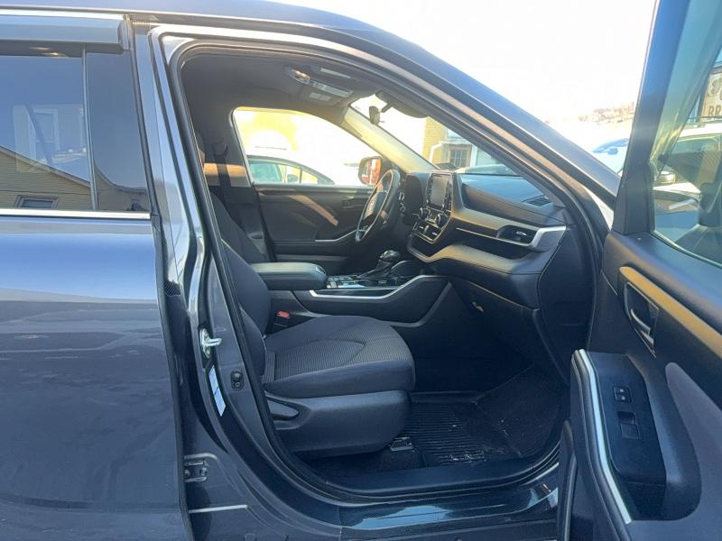Photo 5 from auction – 2021 TOYOTA HIGHLANDER with VIN 5TDCZRBH6MS528171