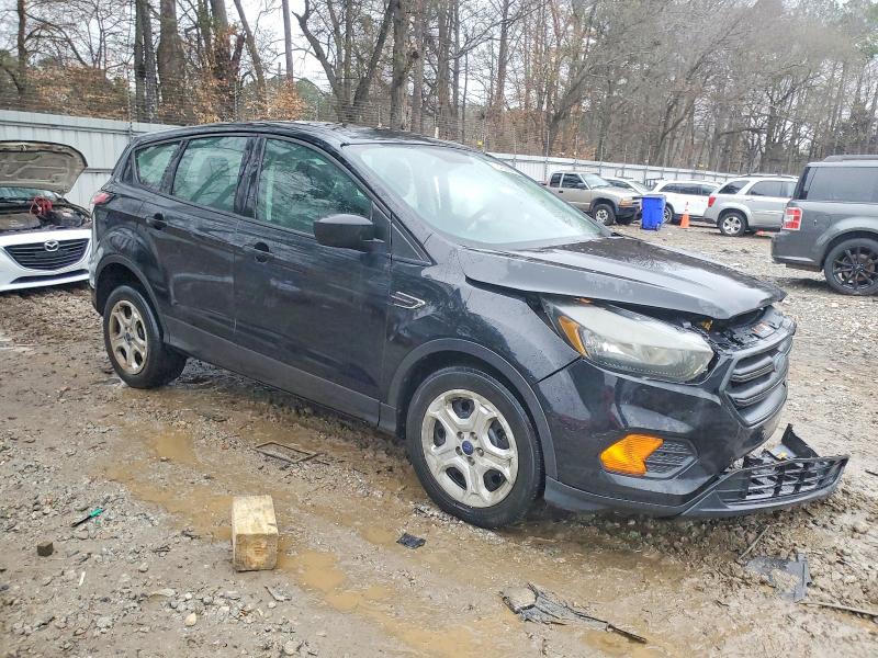 Photo 4 from auction – 2018 FORD ESCAPE with VIN 1FMCU0F71JUA27848