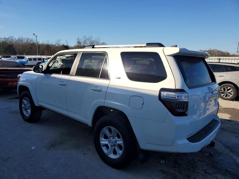 Photo 2 from auction – 2019 TOYOTA 4RUNNER SR with VIN JTEZU5JR6K5198624