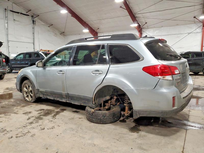 Photo 2 from auction – 2013 SUBARU OUTBACK 2. with VIN 4S4BRBKC6D3300613