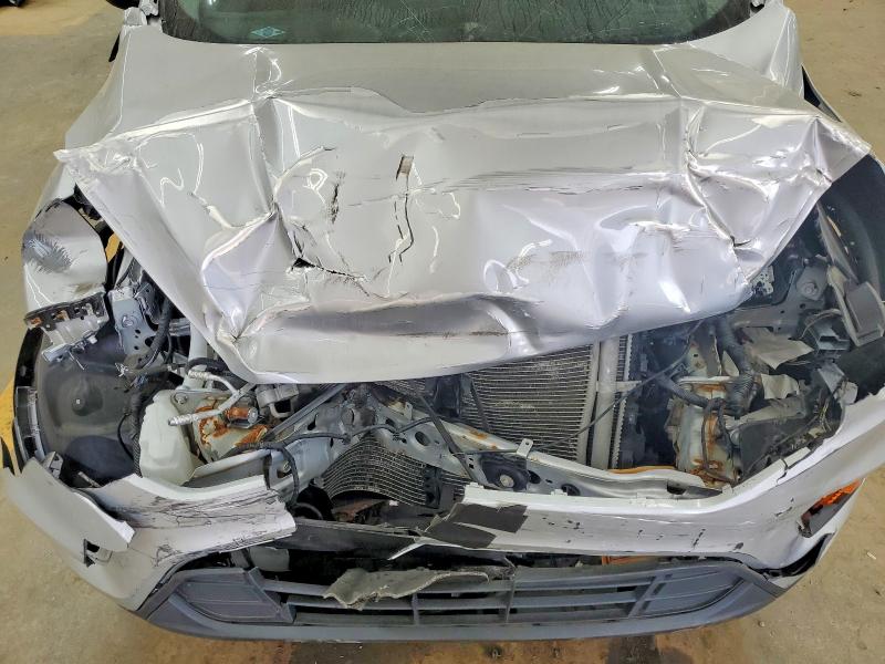 Photo 12 from auction – 2006 FORD ESCAPE XLT with VIN 1FMCU0F77HUC62443