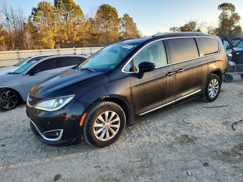 CHRYSLER PACIFICA T 2019 with VIN 2C4RC1BG2KR650133 - Photo from auction