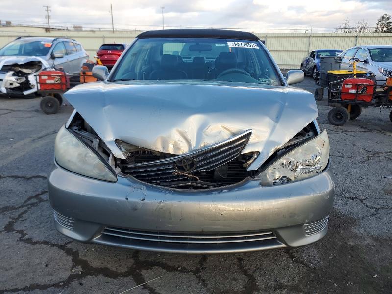 Photo 5 from auction – 2005 TOYOTA CAMRY with VIN 4T1BE30K25U603718