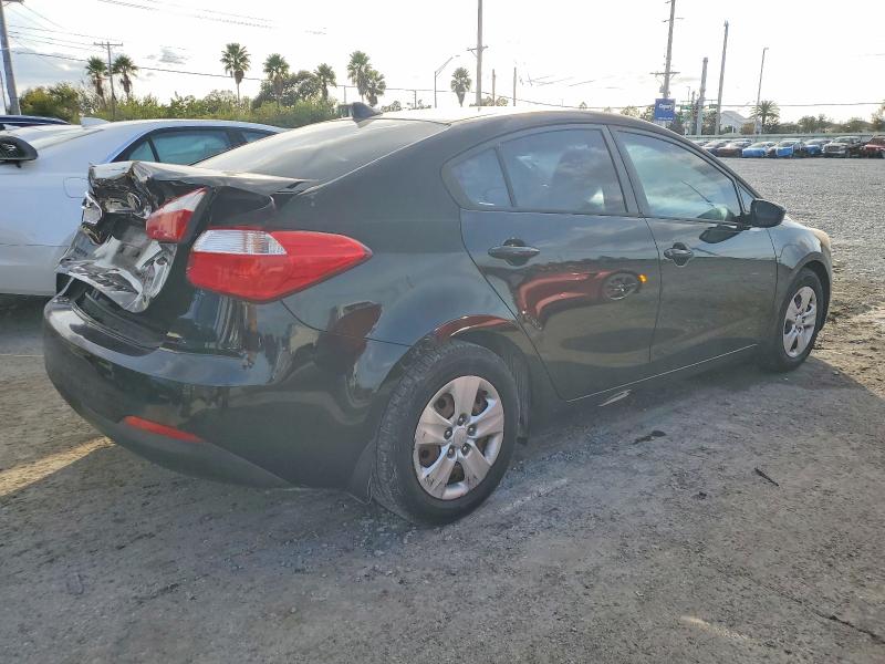Photo 3 from auction – 2015 KIA FORTE LX with VIN KNAFK4A62F5418924