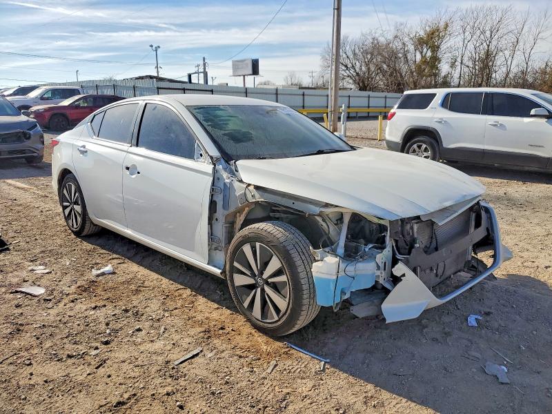 Photo 4 from auction – 2021 NISSAN ALTIMA with VIN 1N4BL4DV4MN411963