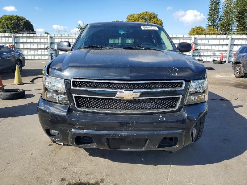 Photo 5 from auction – 2011 CHEVROLET SUBURBAN K with VIN 1GNSKJE39BR212932