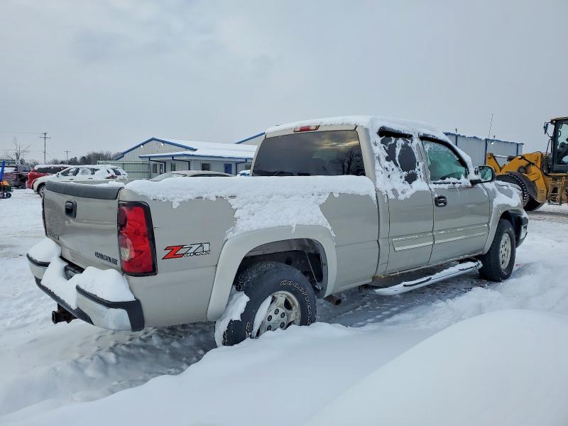 Foto 3 de la subasta – 2004 CHEVROLET SILVERADO con VIN 1GCEK19T44E364529