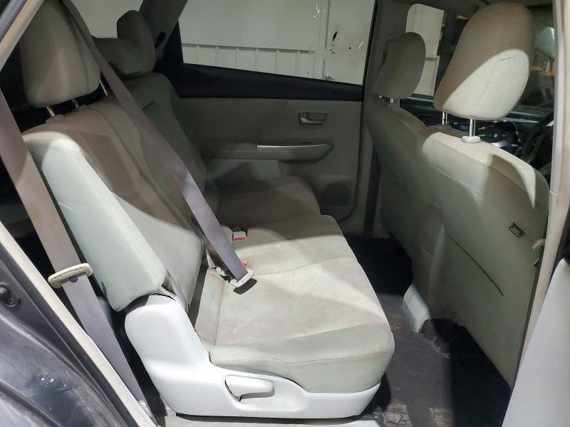 Photo 10 from auction – 2014 TOYOTA PRIUS V with VIN JTDZN3EU7E3315793