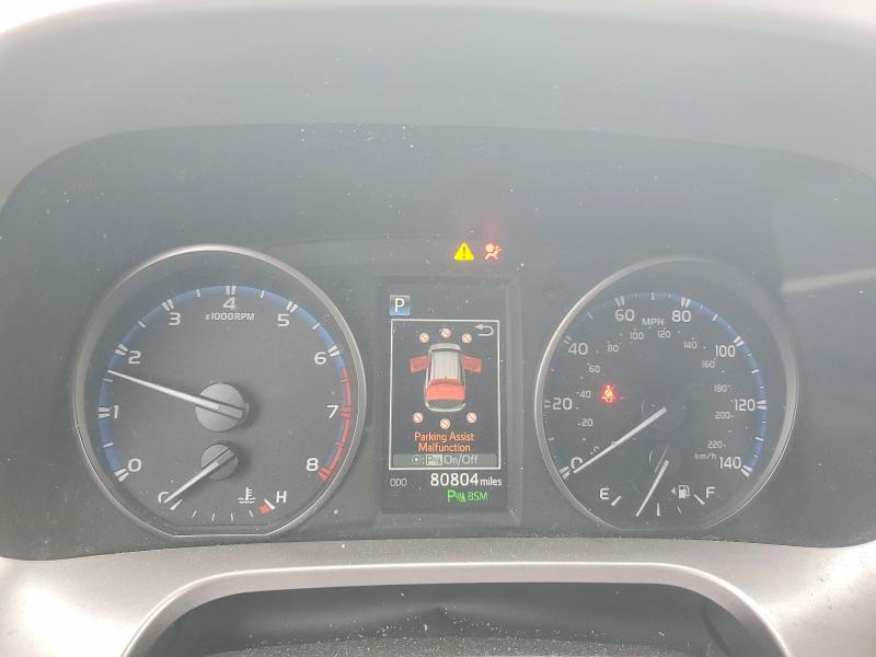Photo 9 from auction – 2017 TOYOTA RAV4 XLE with VIN JTMWFREV6HJ140917