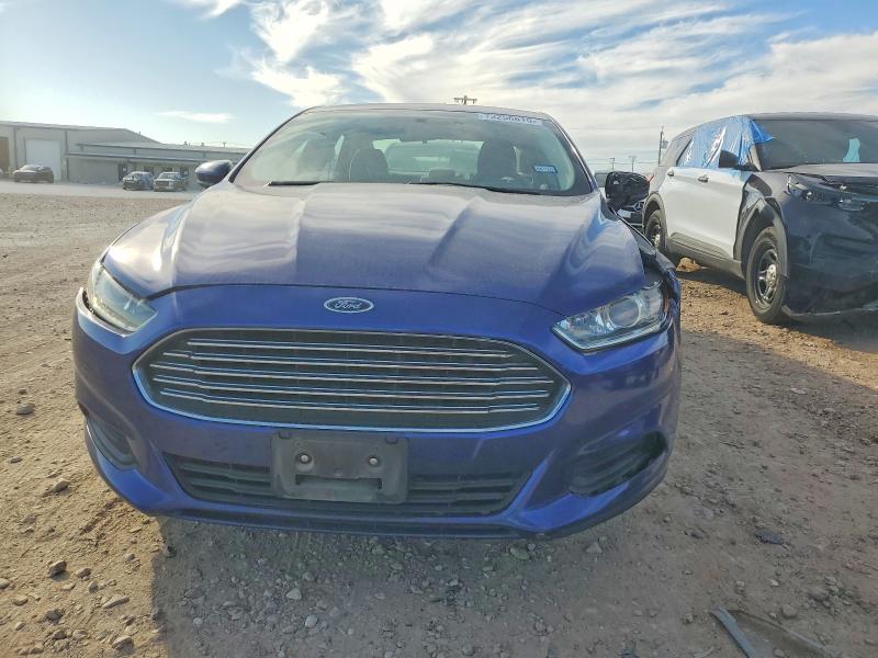 Photo 5 from auction – 2016 FORD FUSION S with VIN 3FA6P0G71GR385092