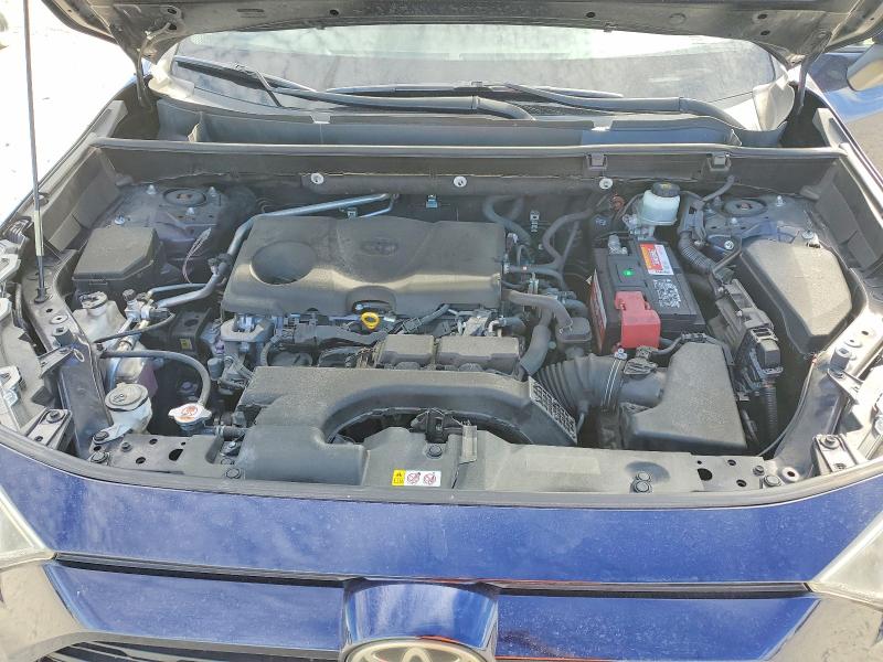 Photo 11 from auction – 2019 TOYOTA RAV4 XLE with VIN JTMW1RFV2KD002455
