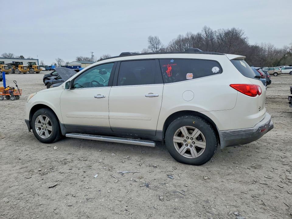 Photo 2 from auction – 2012 CHEVROLET TRAVERSE with VIN 1GNKVGED6CJ113701