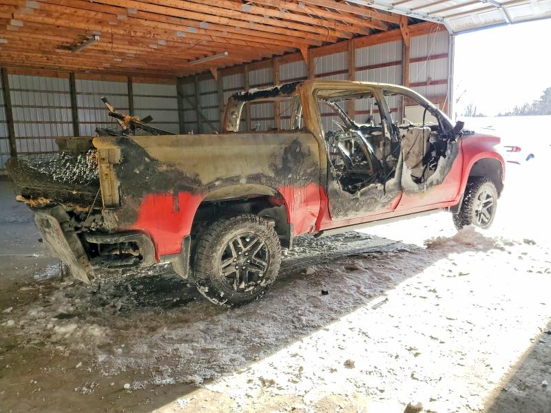 Photo 3 from auction – 2021 CHEVROLET SILVERADO with VIN 1GCPYFEL6MZ125969