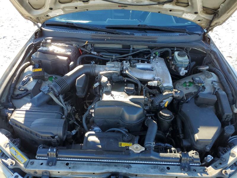 Photo 11 from auction – 2002 LEXUS IS 300 with VIN JTHBD192920047567
