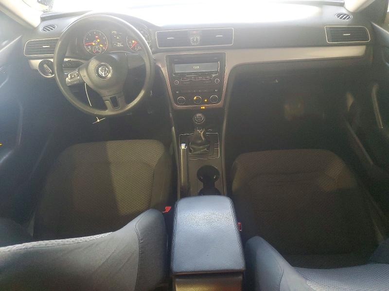 Photo 8 from auction – 2012 VOLKSWAGEN PASSAT S with VIN 1VWAP7A35CC006975