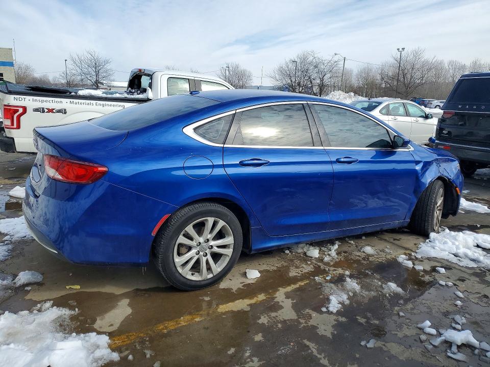 Photo 3 from auction – 2015 CHRYSLER 200 LIMITE with VIN 1C3CCCAB2FN552962