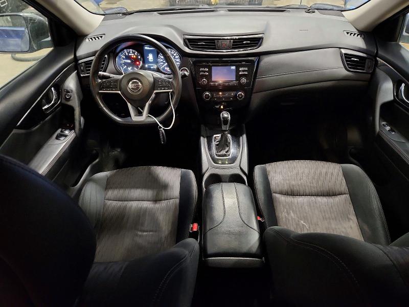 Photo 8 from auction – 2017 NISSAN ROGUE SV with VIN 5N1AT2MVXHC743218