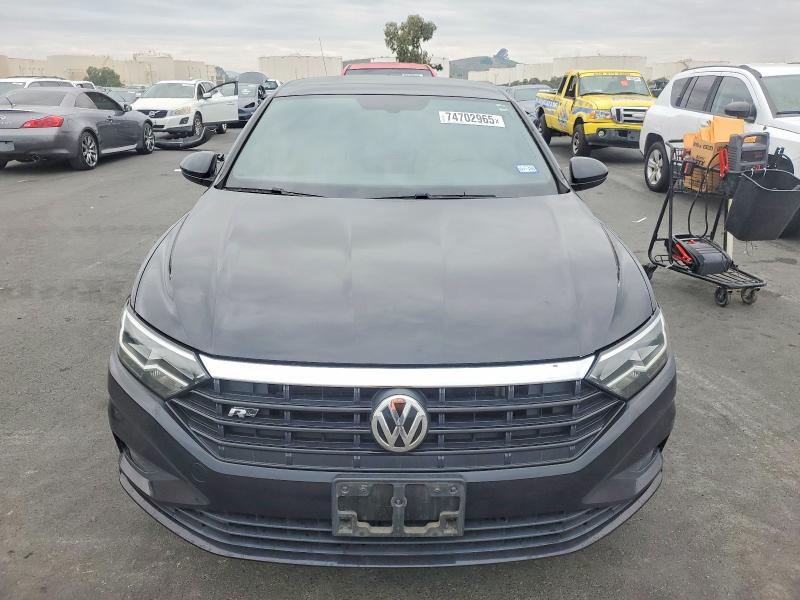 Photo 5 from auction – 2019 VOLKSWAGEN JETTA with VIN 3VWC57BU8KM219731