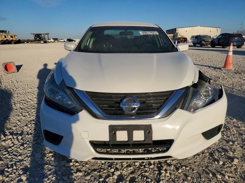 Photo 5 from auction – 2017 NISSAN ALTIMA 2.5 with VIN 1N4AL3AP7HC179839