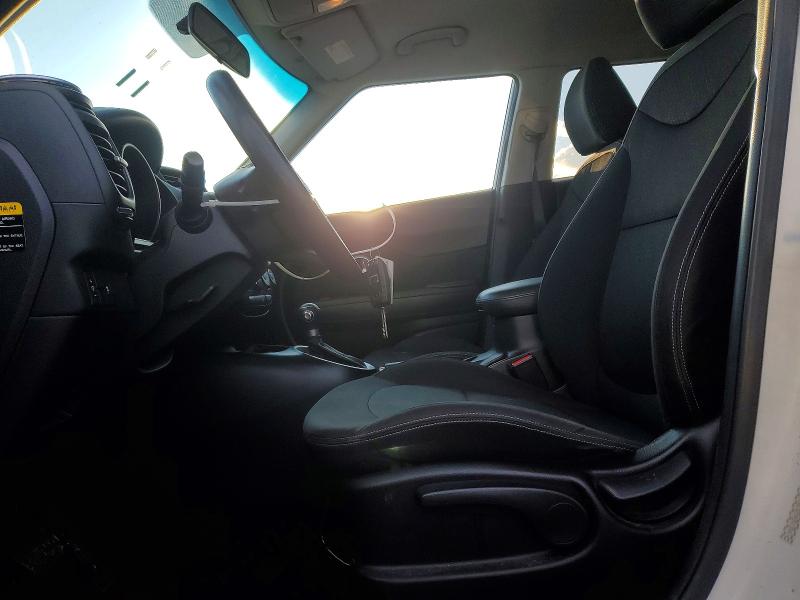 Photo 7 from auction – 2014 KIA SOUL with VIN KNDJN2A22E7011582