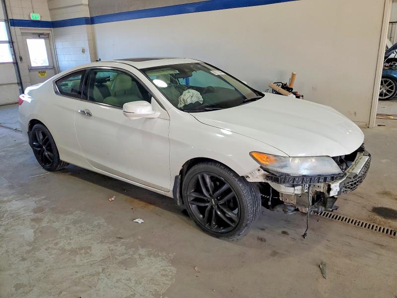 Photo 4 from auction – 2014 HONDA ACCORD EXL with VIN 1HGCT2B84EA001304