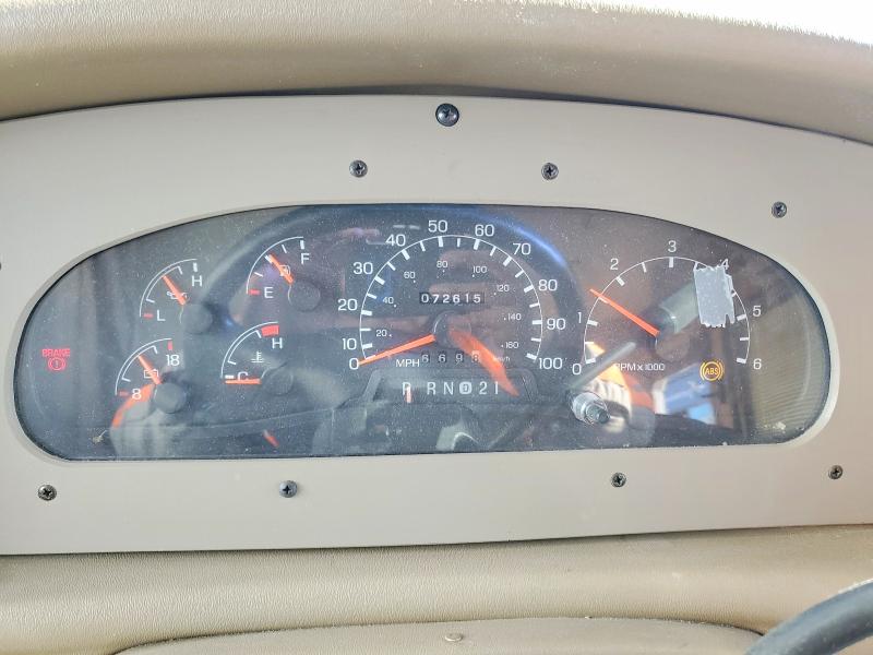 Photo 8 from auction – 1999 SEAV MOTORHOME with VIN 3FCMF53S3XJA27048