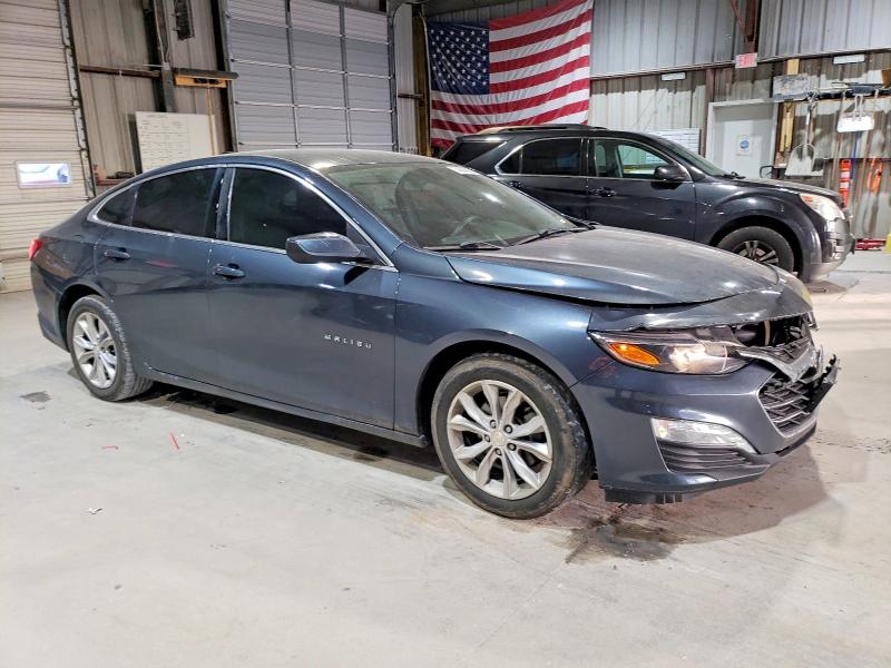 Photo 4 from auction – 2019 CHEVROLET MALIBU with VIN 1G1ZD5ST0KF166110