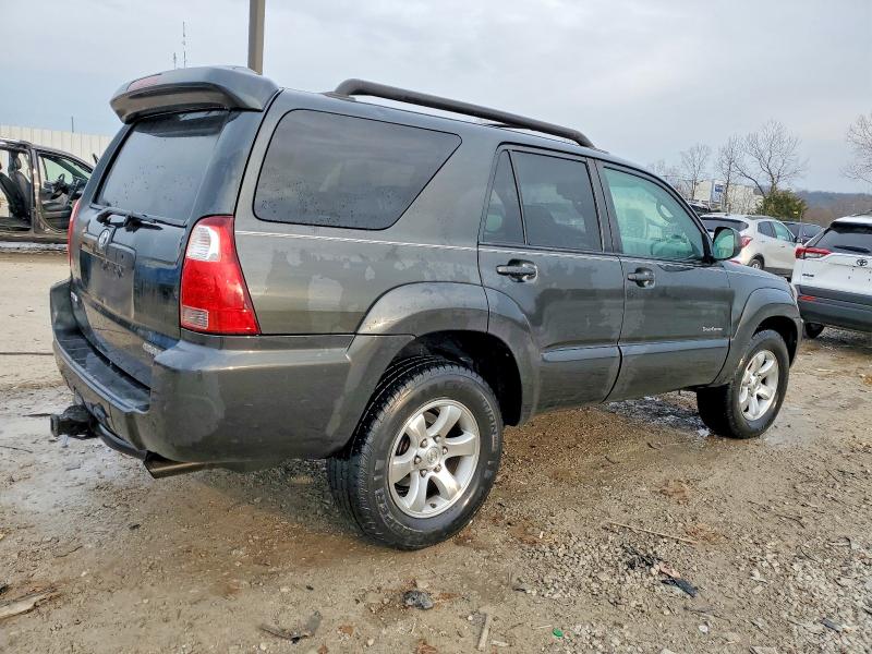 Photo 3 from auction – 2007 TOYOTA 4RUNNER SR with VIN JTEZU14R170097659