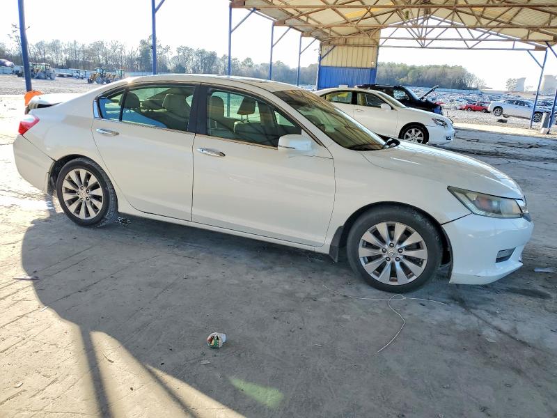 Photo 4 from auction – 2013 HONDA ACCORD EXL with VIN 1HGCR2F88DA070777