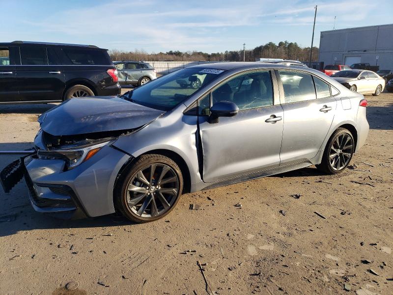 TOYOTA COROLLA SE 2024 with VIN 5YFS4MCE3RP215838 - Photo from auction