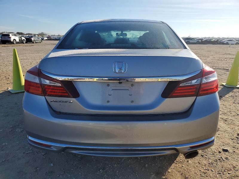 Photo 6 from auction – 2016 HONDA ACCORD with VIN 1HGCR2F38GA010507